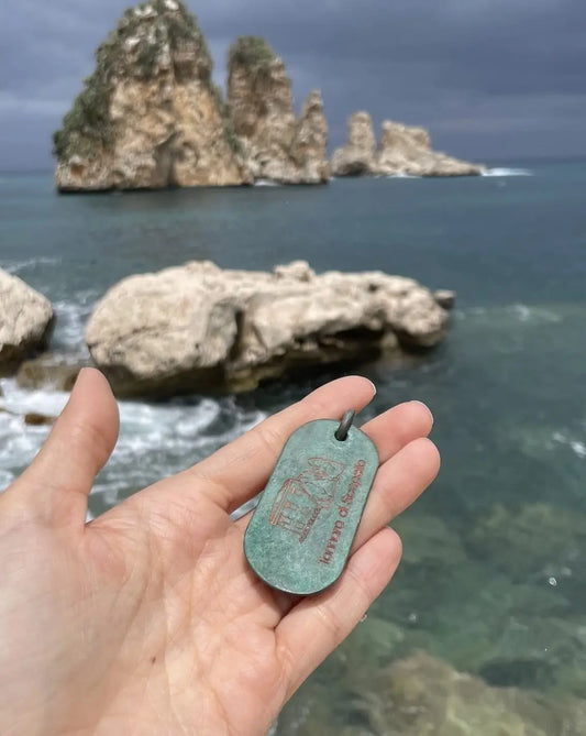 Lidia Lucchese Gioielli e la Tonnara di Scopello: Una Partnership Scintillante per i Nuovi Portachiavi!