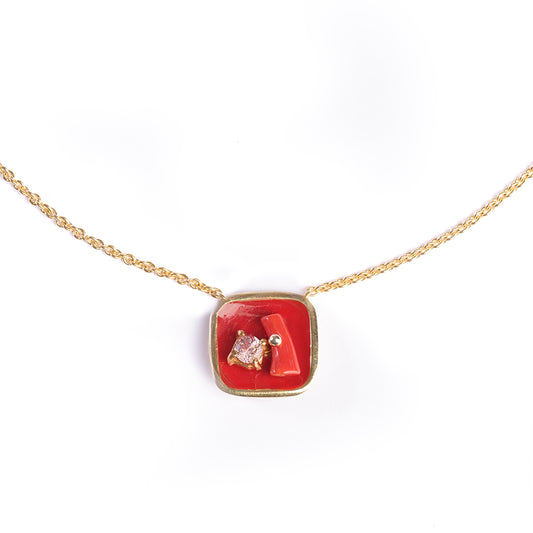 Red square crew neck Color