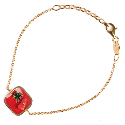 Red square bracelet Color
