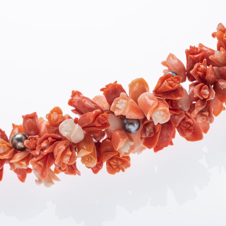 Torchon Living Coral Necklace